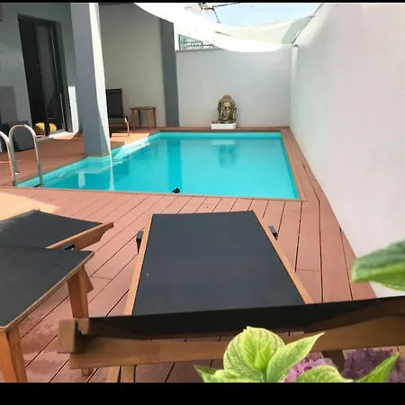 Apartment Lota With Heated Pool On Top Location Supetar Exterior photo