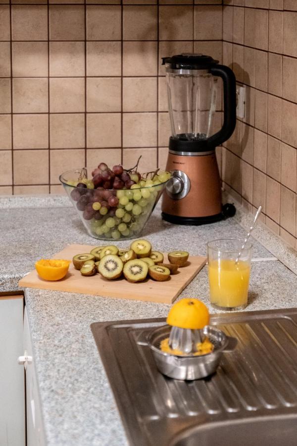 Lota With Heated Pool On Location * Supetar