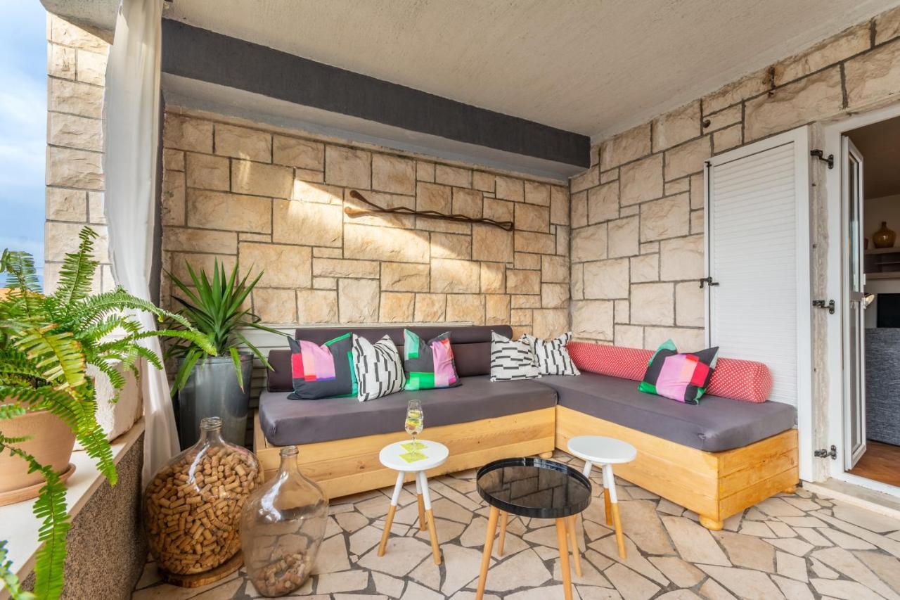 Lota With Heated Pool On Location Apartment *